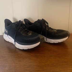 Hoka Clifton